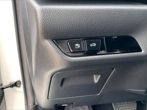 Used 2024 Lexus NX 250 w/ Towing Package (2000 Lbs) image 33