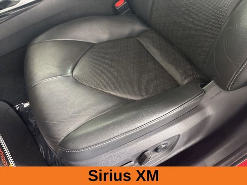 Used 2020 Toyota Camry XSE image 11