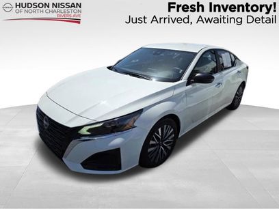 Used 2025 Nissan Altima 2.5 SV