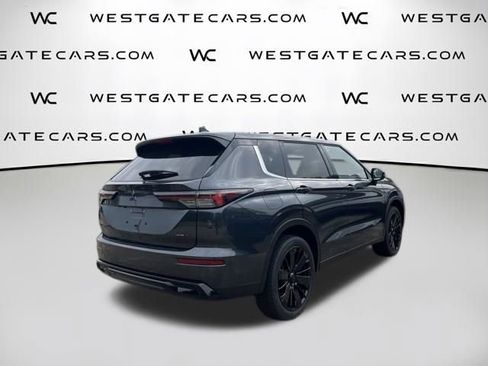 New 2026 Mitsubishi Outlander LE FWD image 32