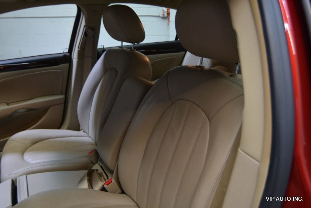 Used 2011 Buick Lucerne CXL FWD image 21