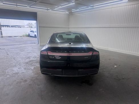 Used 2017 Lincoln MKZ Premiere image 6