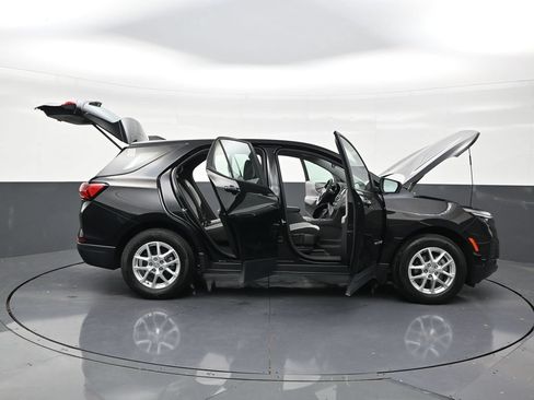 Used 2024 Chevrolet Equinox LS w/ Driver Confidence II Package FWD image 26