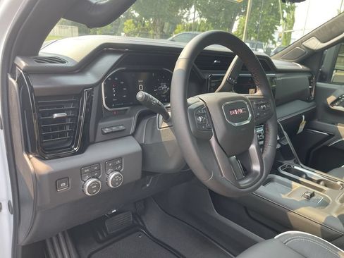 New 2026 GMC Sierra 2500 AT4X w/ LPO, Black Badging Package AWD/4WD image 10