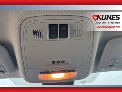 Used 2013 Buick Regal Premium image 29