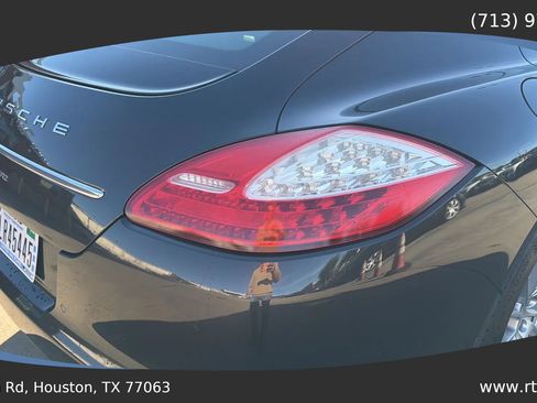 Used 2013 Porsche Panamera image 17
