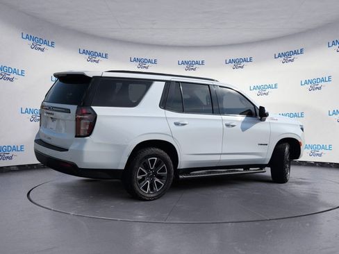 Used 2022 Chevrolet Tahoe Z71 w/ Luxury Package AWD/4WD image 4