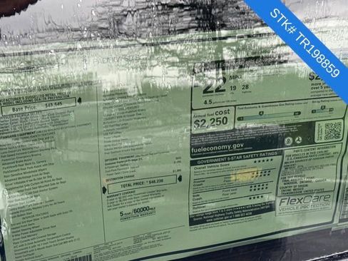 New 2026 Chrysler Pacifica Select image 2