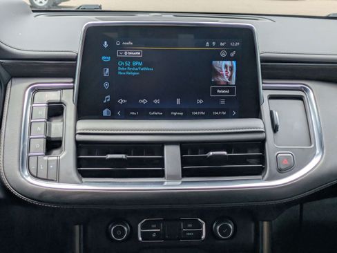 Used 2024 Chevrolet Tahoe High Country w/ Advanced Technology Package RWD image 17