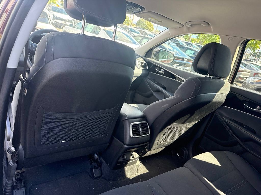 Used 2016 Kia Sorento LX FWD image 8