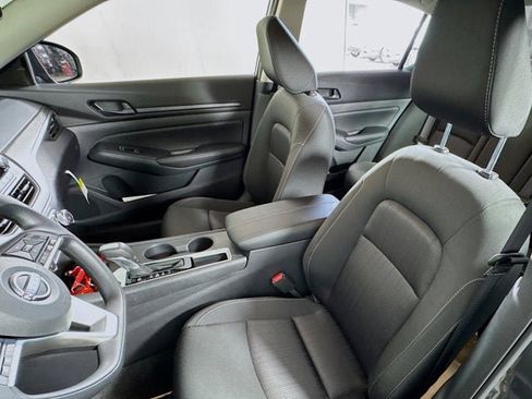 New 2026 Nissan Altima 2.5 SV FWD image 18