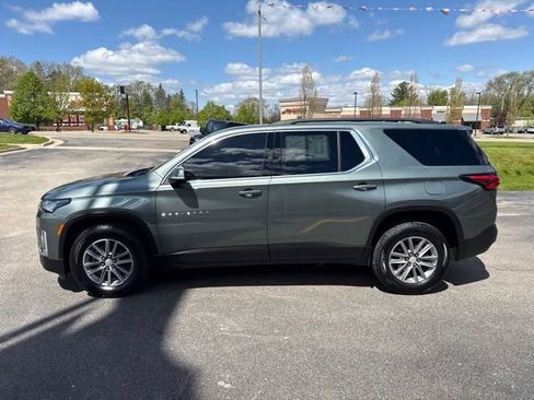 Used 2023 Chevrolet Traverse LT AWD/4WD image 6