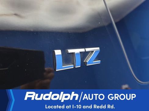 Used 2008 Chevrolet Suburban LTZ w/ LTZ Preferred Equipment Group AWD/4WD image 10