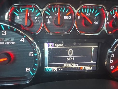 Used 2016 Chevrolet Silverado 1500 LTZ AWD/4WD image 16