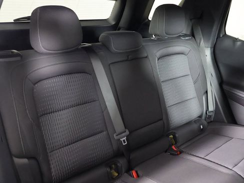 Used 2025 Chevrolet Equinox LT w/ Safety and Technology Package image 34