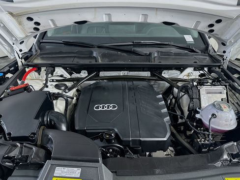 Used 2023 Audi Q5 2.0T Premium w/ Convenience Package image 35