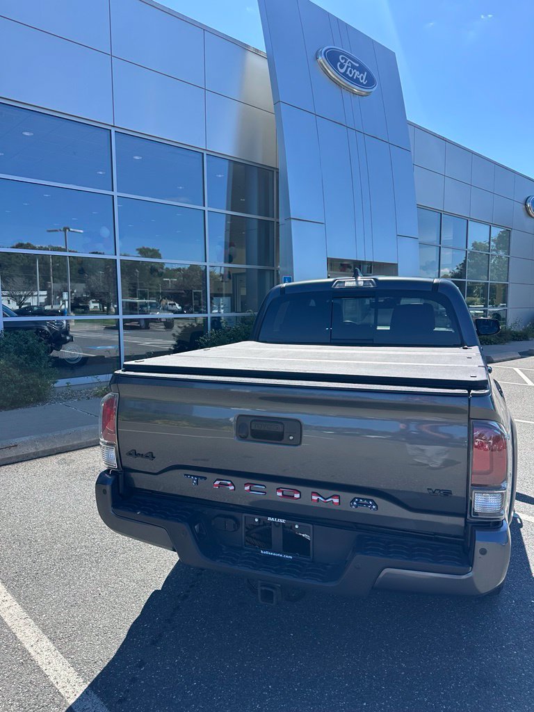 Used 2023 Toyota Tacoma Limited w/ Nightshade Package AWD/4WD image 5