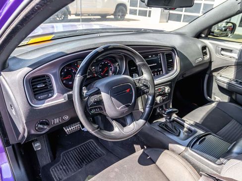 Used 2019 Dodge Charger GT w/ Blacktop Package RWD image 8