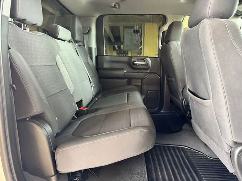 Used 2022 Chevrolet Silverado 3500 LT image 26