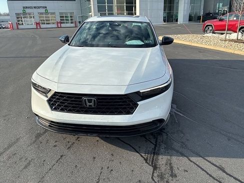 Used 2023 Honda Accord Sport image 17