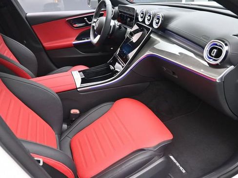 Used 2025 Mercedes-Benz C 300 Sedan image 29