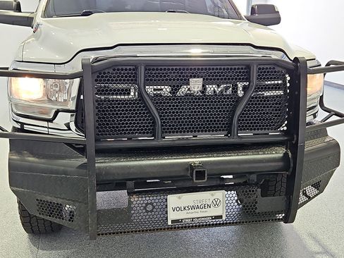 Used 2022 RAM 2500 Tradesman AWD/4WD image 10