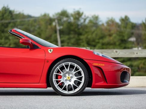 Used 2005 Ferrari F430 Spider image 15