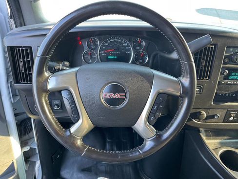 Used 2019 GMC Savana 2500 w/ Enhanced Convenience Package image 37