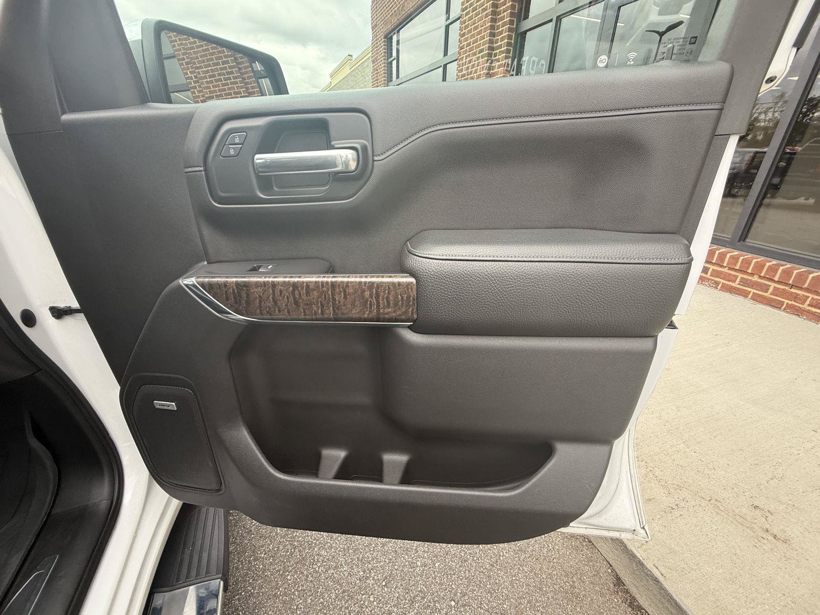 Used 2019 GMC Sierra 1500 Denali w/ Denali Ultimate Package AWD/4WD image 25