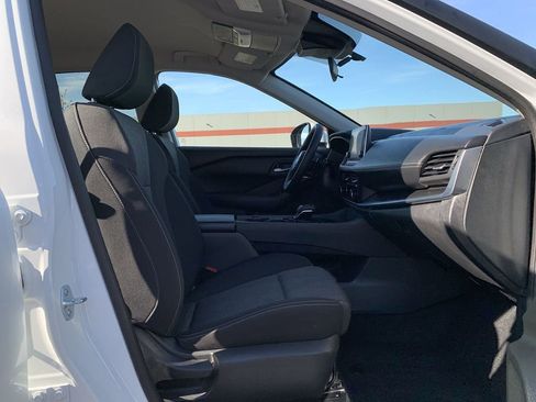 Used 2024 Nissan Rogue SV AWD/4WD image 28