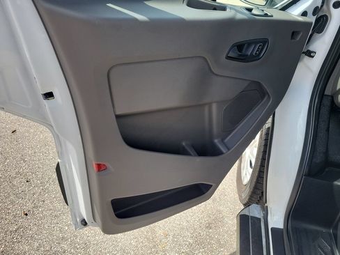 Used 2025 Ford Transit 250 Low Roof w/ Exterior Upgrade Package RWD image 20