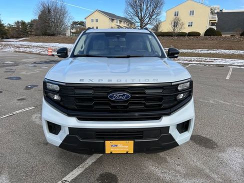 Certified 2025 Ford Expedition Max Active image 3