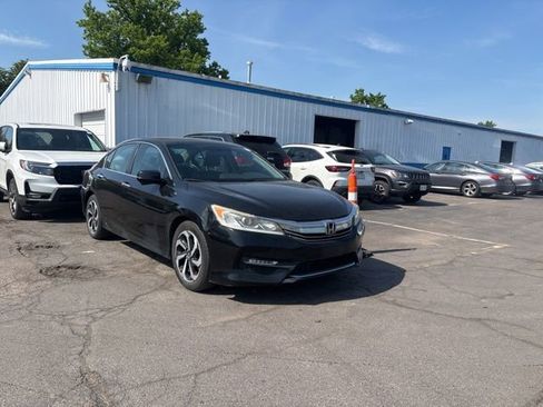Used 2016 Honda Accord EX-L image 2