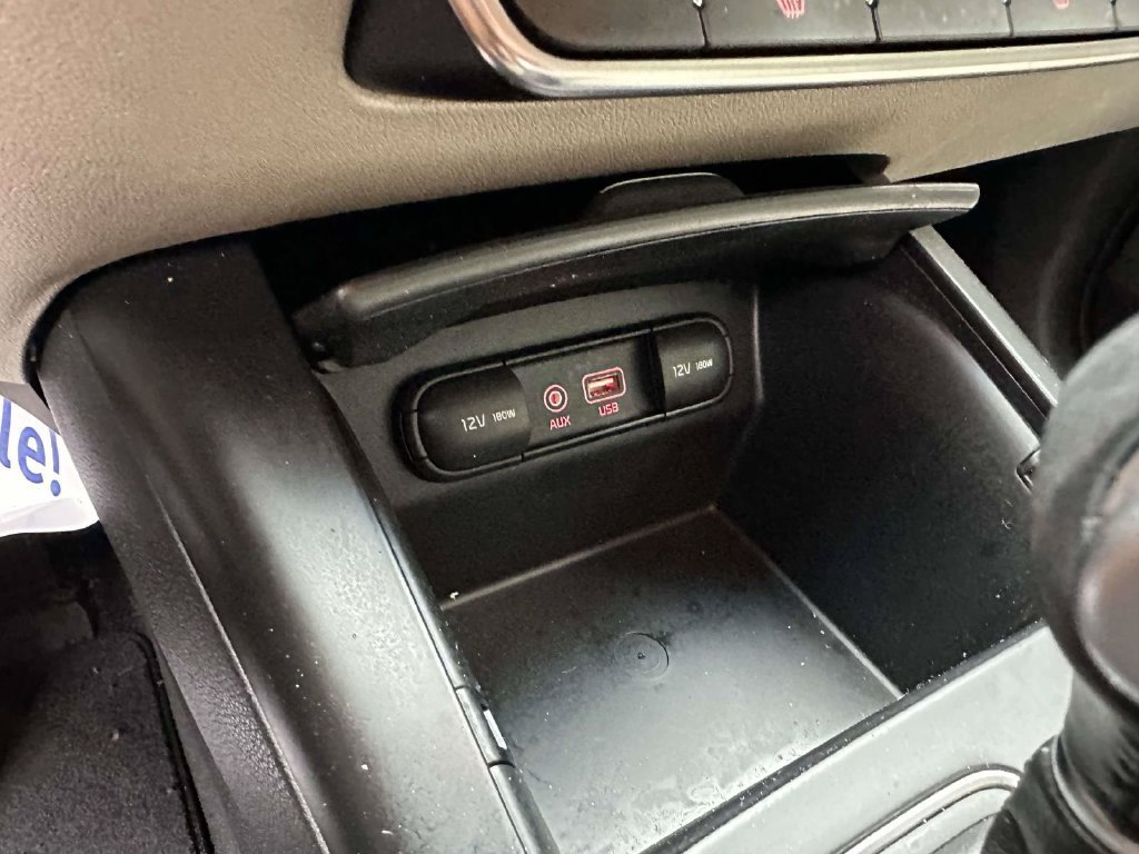 Used 2018 Kia Sorento AWD image 24