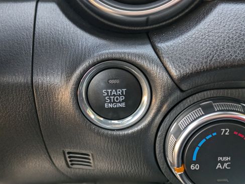 Used 2018 MAZDA MX-5 Miata Grand Touring image 25