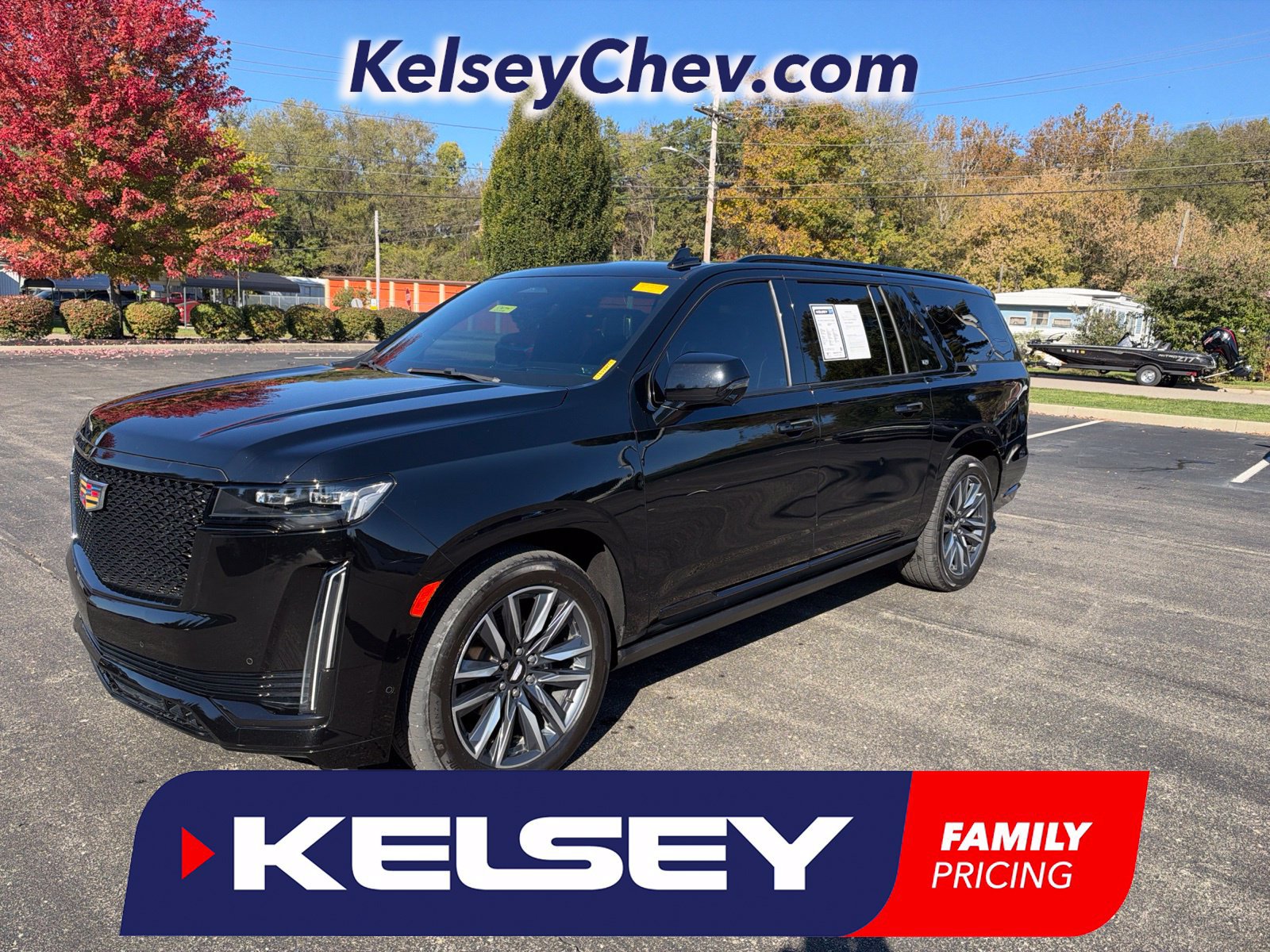 Used 2022 Cadillac Escalade ESV Sport Platinum w/ Heavy-Duty Trailer Package AWD/4WD image 1