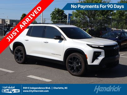 Used 2025 Chevrolet Traverse RS