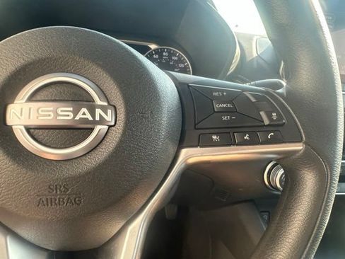 Used 2025 Nissan Sentra SV FWD image 20