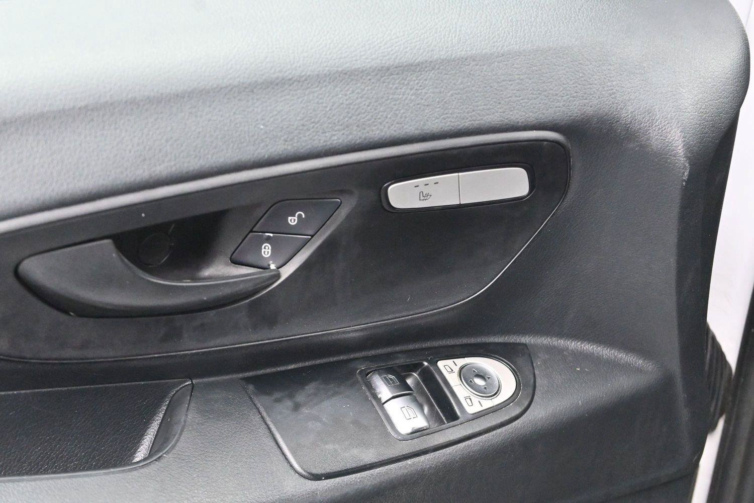 Used 2016 Mercedes-Benz Metris image 12