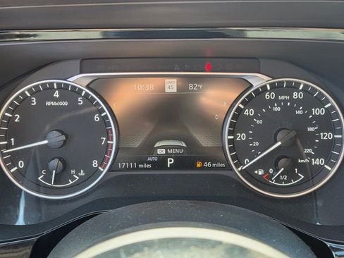 Used 2023 Nissan Pathfinder Platinum w/ Black Appearance Package AWD/4WD image 29
