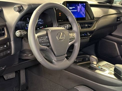 New 2026 Lexus UX 300h AWD image 17