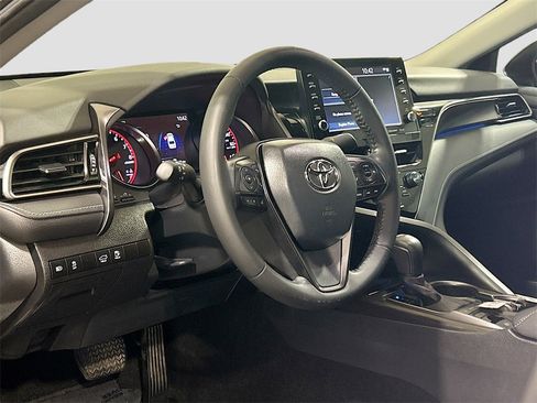 Used 2024 Toyota Camry XSE image 7