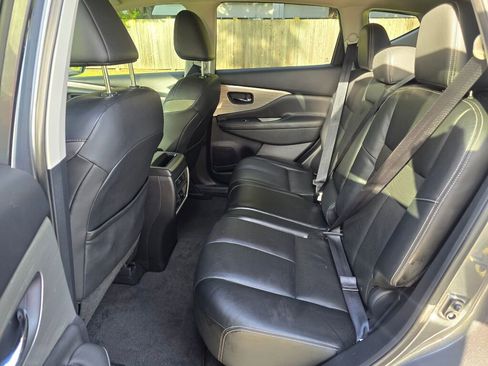 Used 2018 Nissan Murano SL image 25