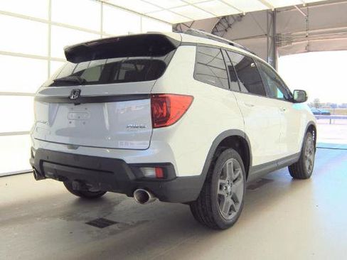 Used 2023 Honda Passport EX-L image 3