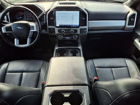 Used 2022 Ford F250 Lariat w/ Lariat Ultimate Package image 3