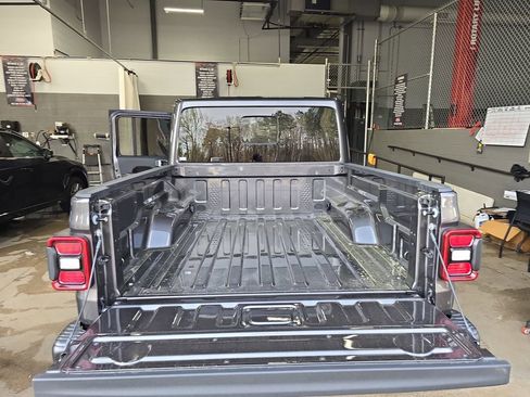 New 2026 Jeep Gladiator Rubicon image 13