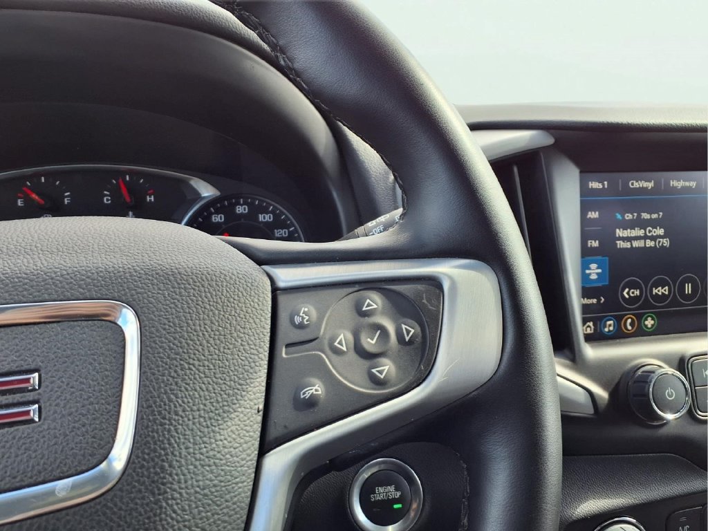 Used 2024 GMC Terrain SLT AWD/4WD image 16