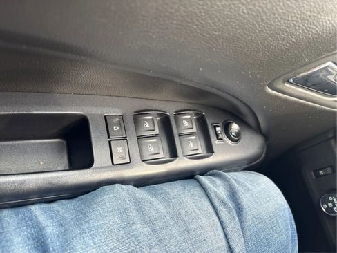 Used 2021 GMC Canyon AT4 w/ Driver Alert Package AWD/4WD image 33