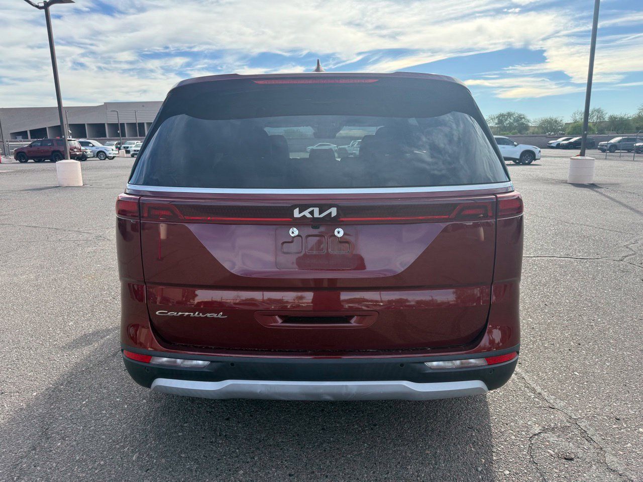 Used 2022 Kia Carnival LX FWD image 6