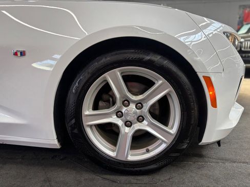 Used 2017 Chevrolet Camaro LT image 17